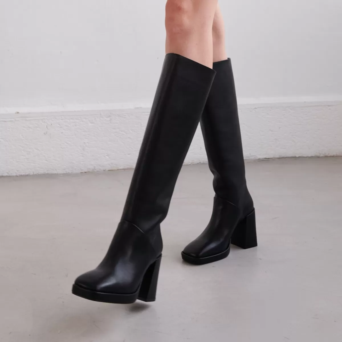 High Heel Boots With Square Toe^Jonak Online