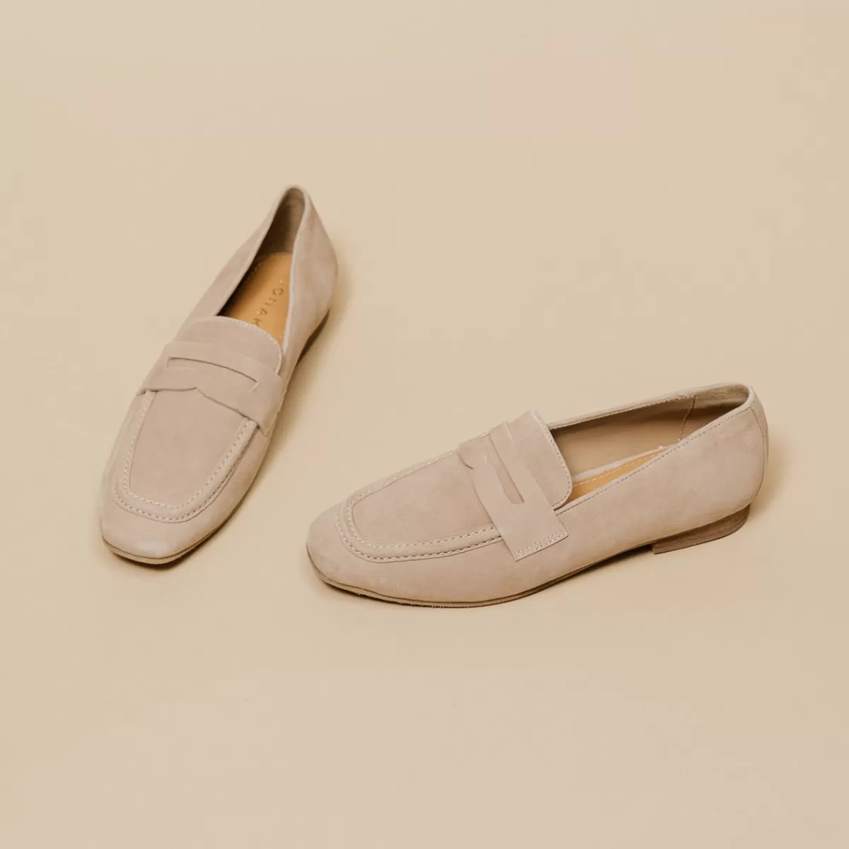 Loafers With Flat Heels And Round Toes^jonak Hot