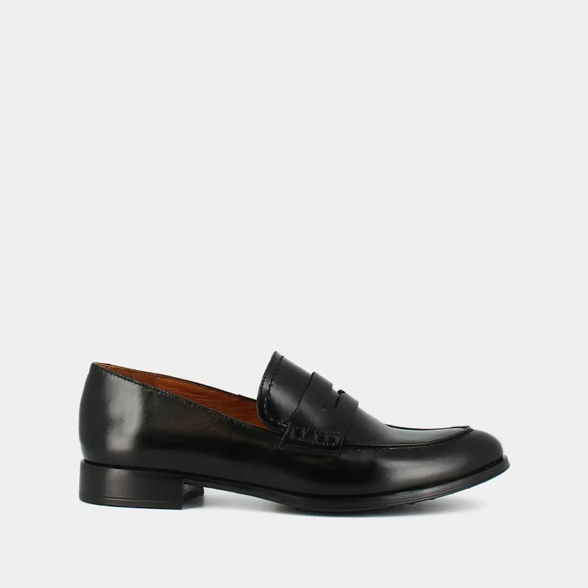 Loafers With Rounded Toe And Small Heel^jonak Best