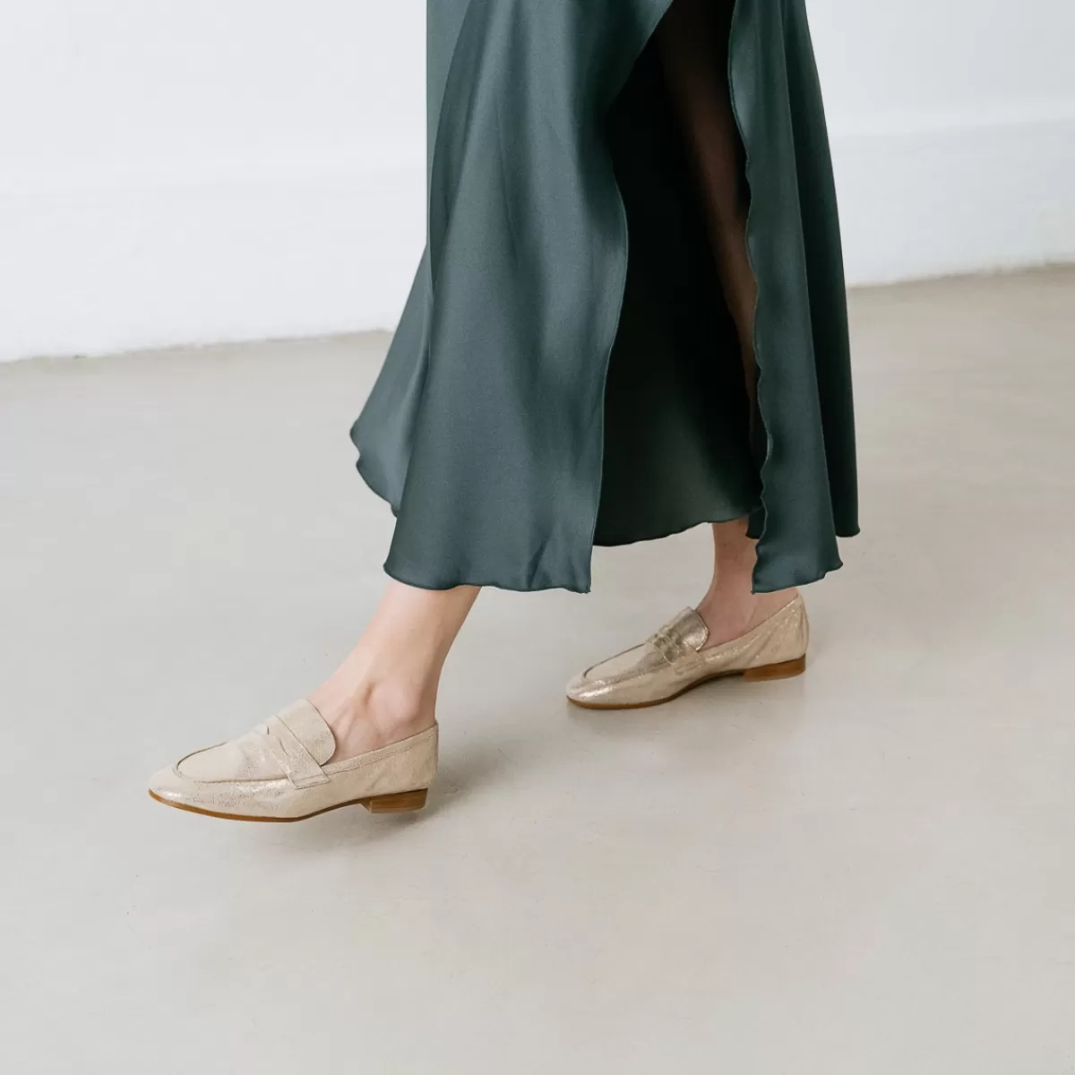 Loafers With Small Heels^jonak Clearance
