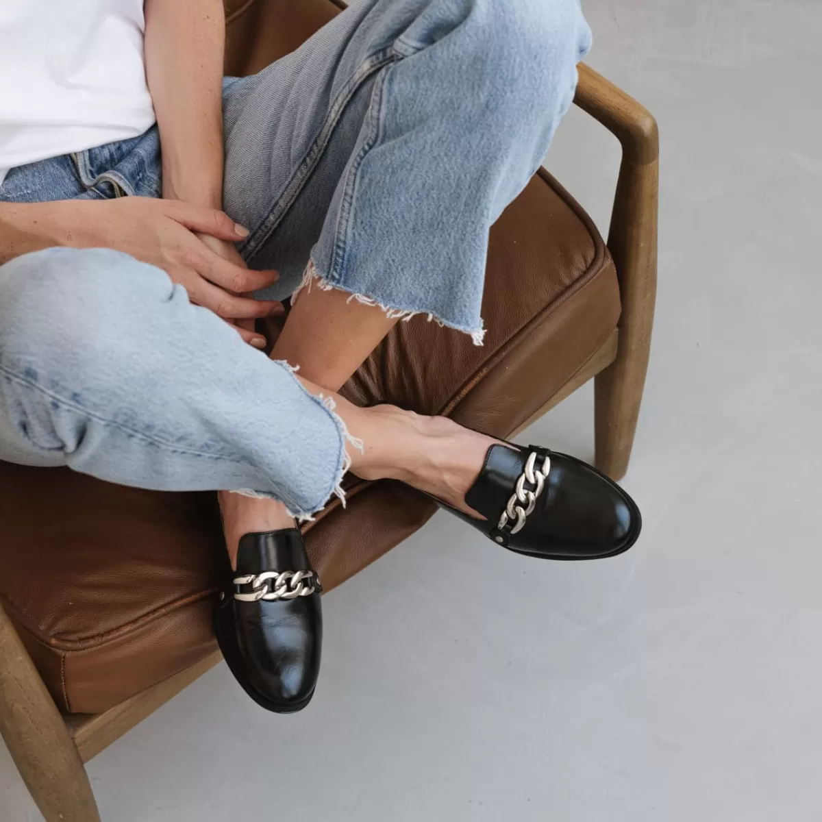 Mocassins With Silver Buckle^jonak Sale