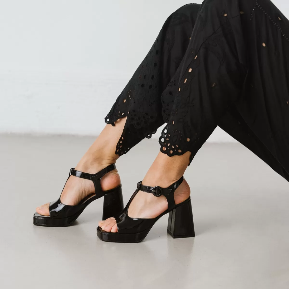 Open Toe Sandals And Heels^jonak Best Sale