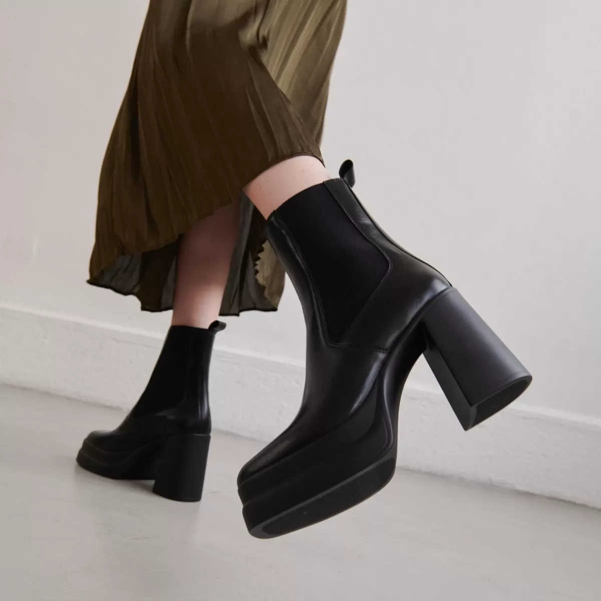 Platform Boots^Jonak Outlet