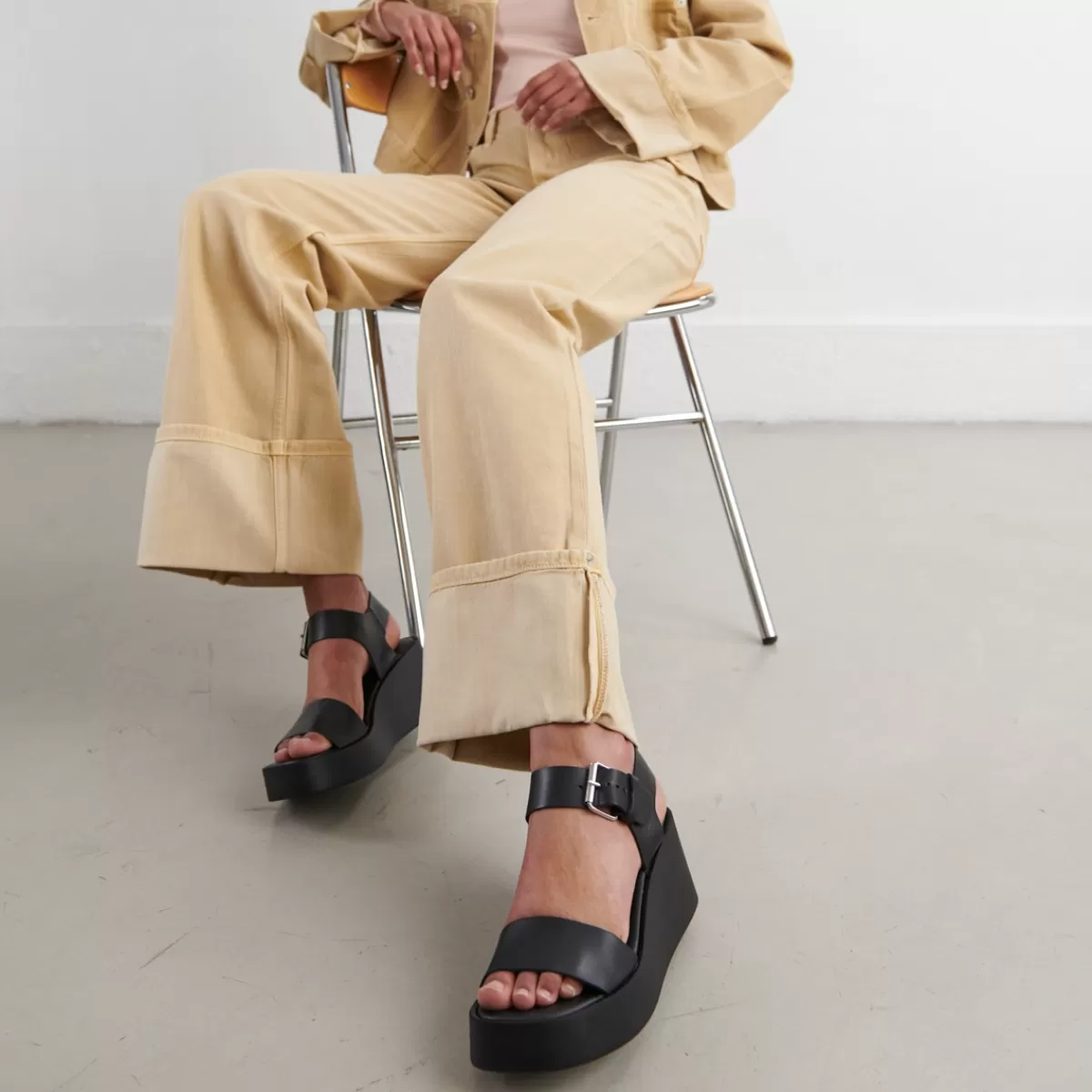 Platform Sandals^Jonak Best