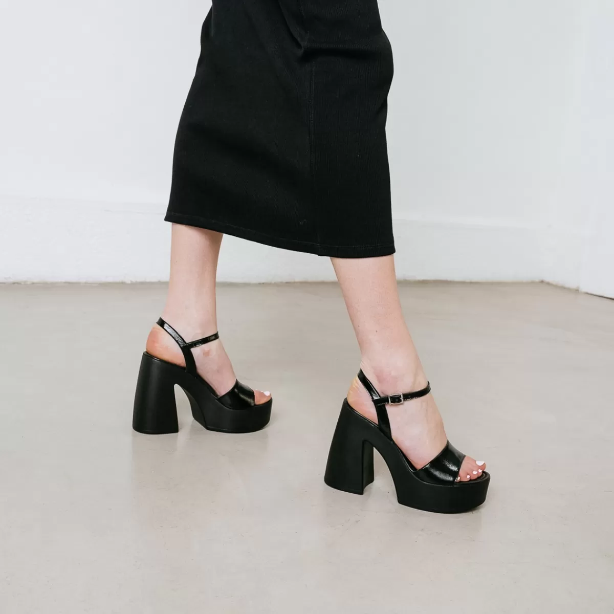 Platform Sandals With Open Toes^Jonak Online