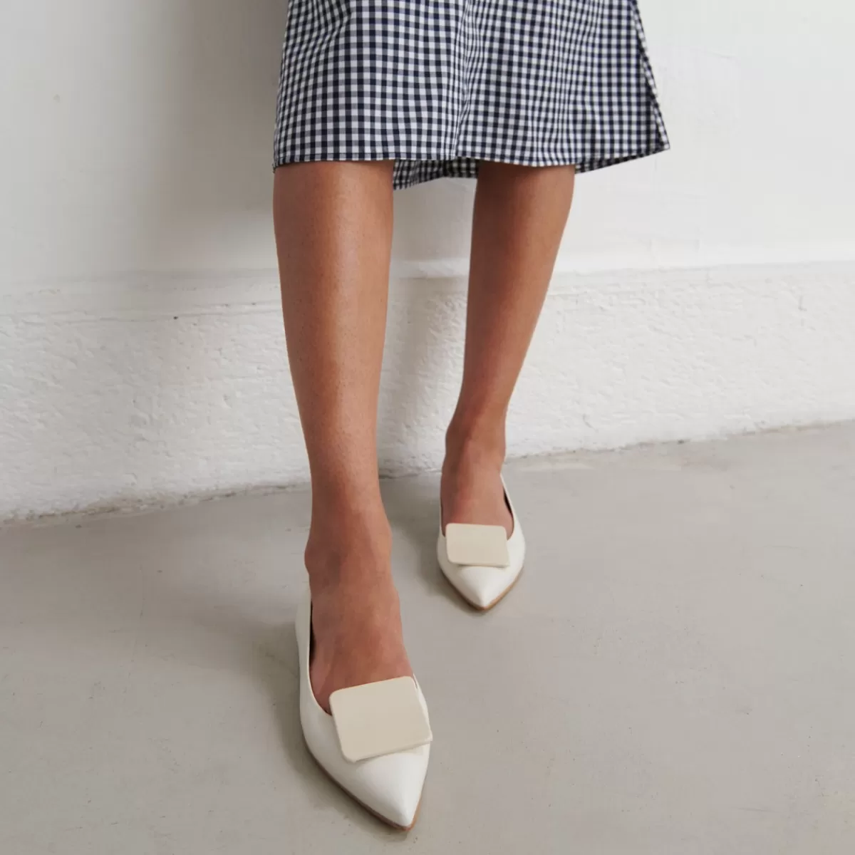 Pointed-Toe Ballerinas^jonak Hot