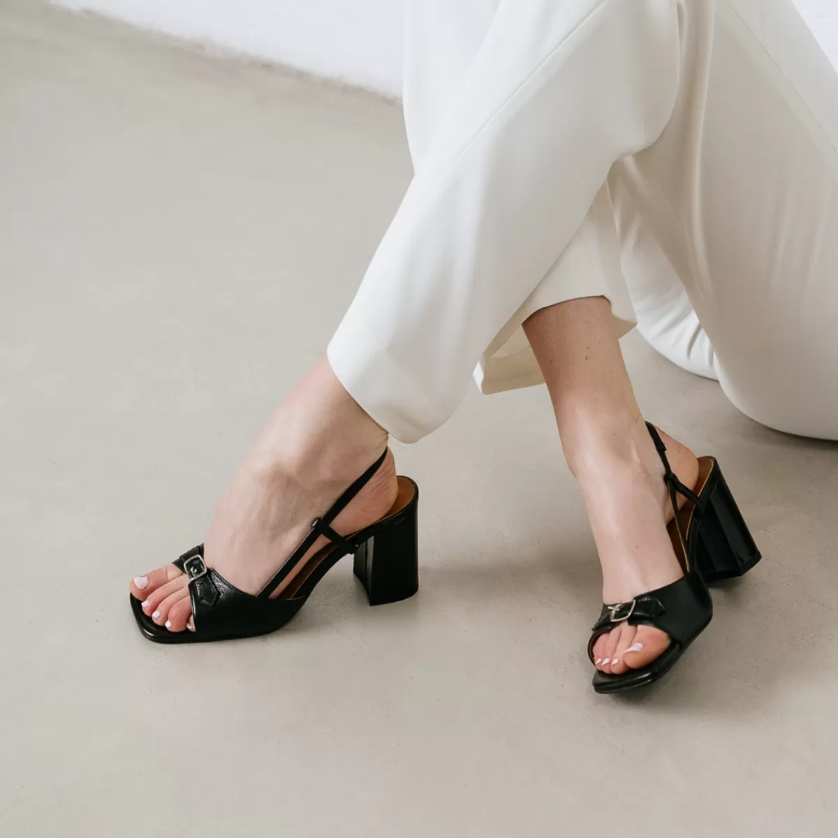 Sandals With Heels And Square Toes^jonak Outlet