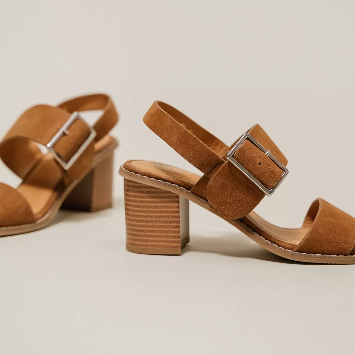 Sandals With Heels And Straps^jonak Best Sale