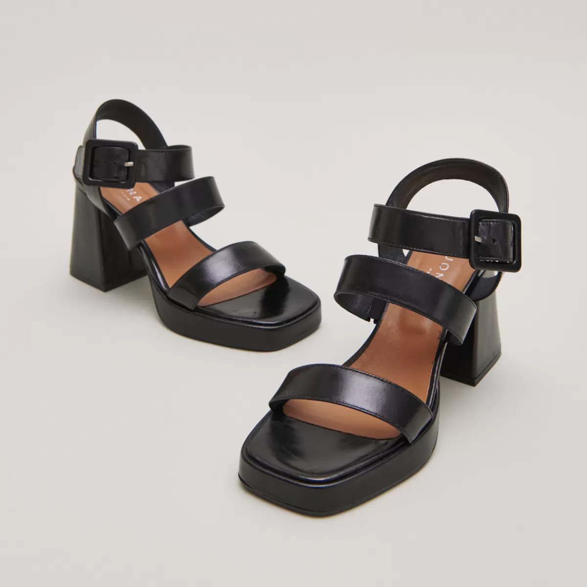 Sandals With Open Straps And Platforms^Jonak Discount