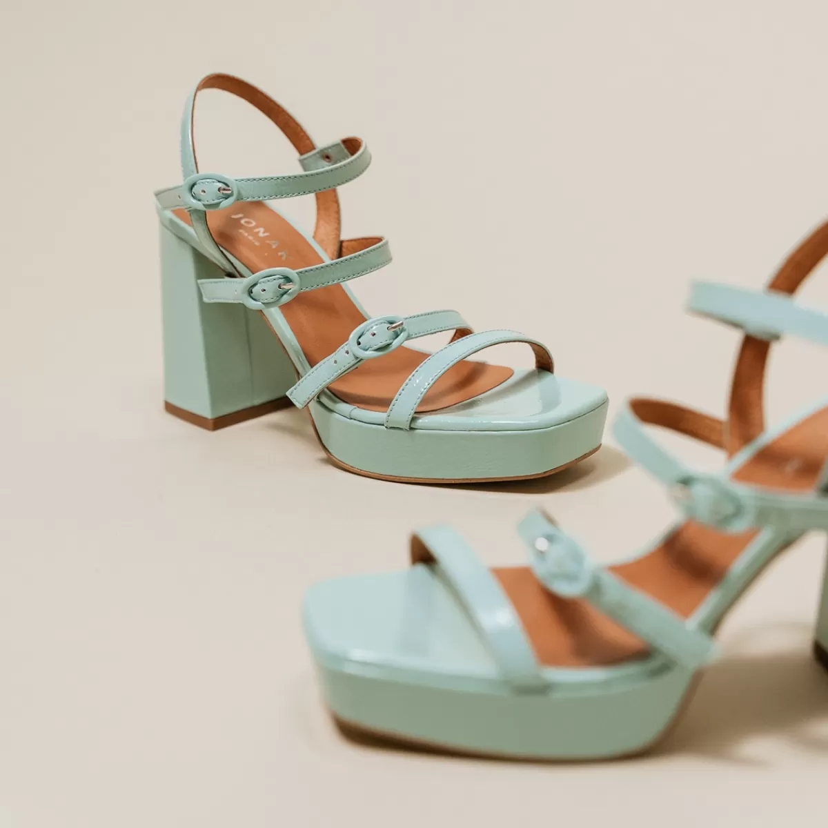 Sandals With Straps And Square Toes^Jonak Best Sale