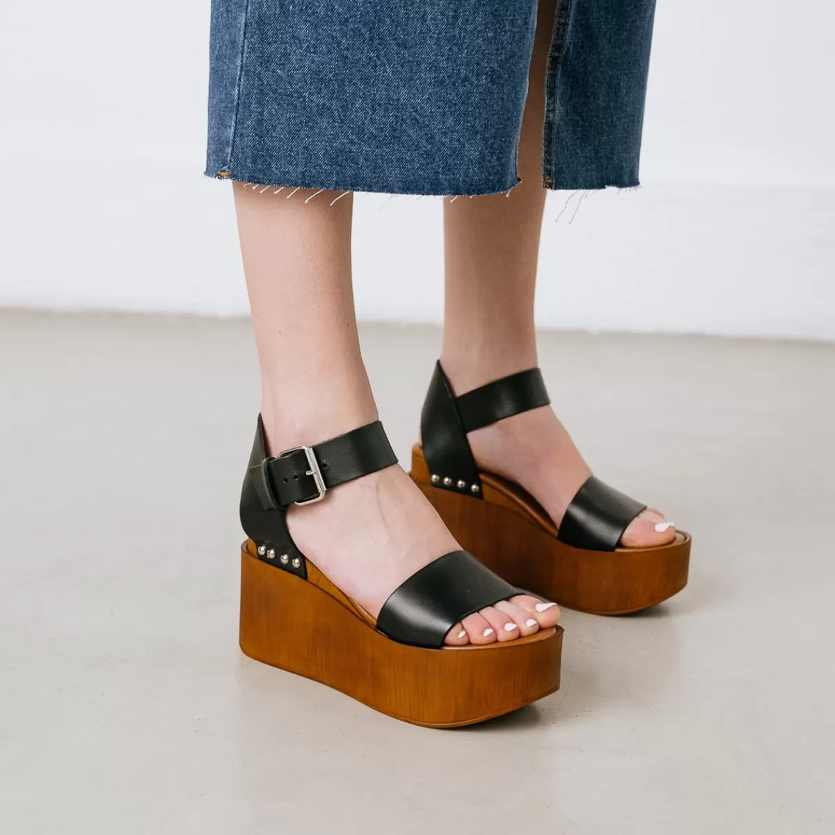 Sandals With Wedge Heels And Silver Details^jonak Discount