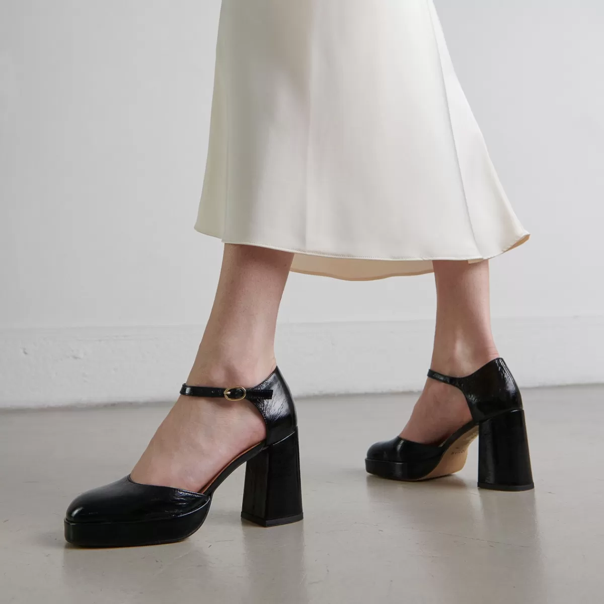 Square Toe Slippers With Strap^Jonak Flash Sale