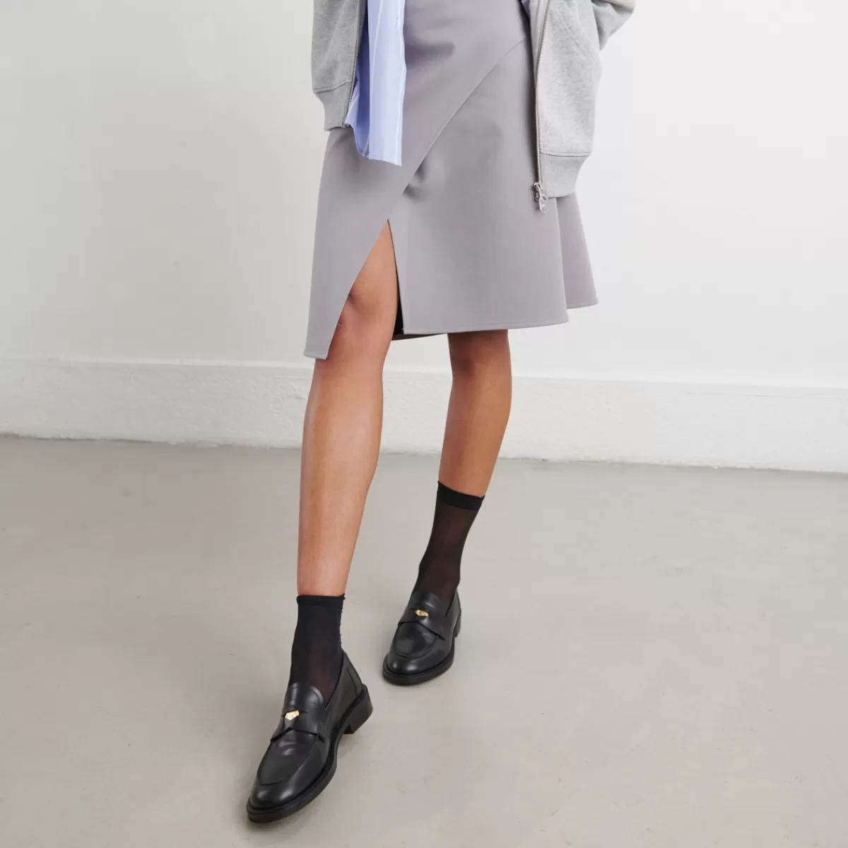 Square-Toe Loafers With Gold Detailing^jonak Online