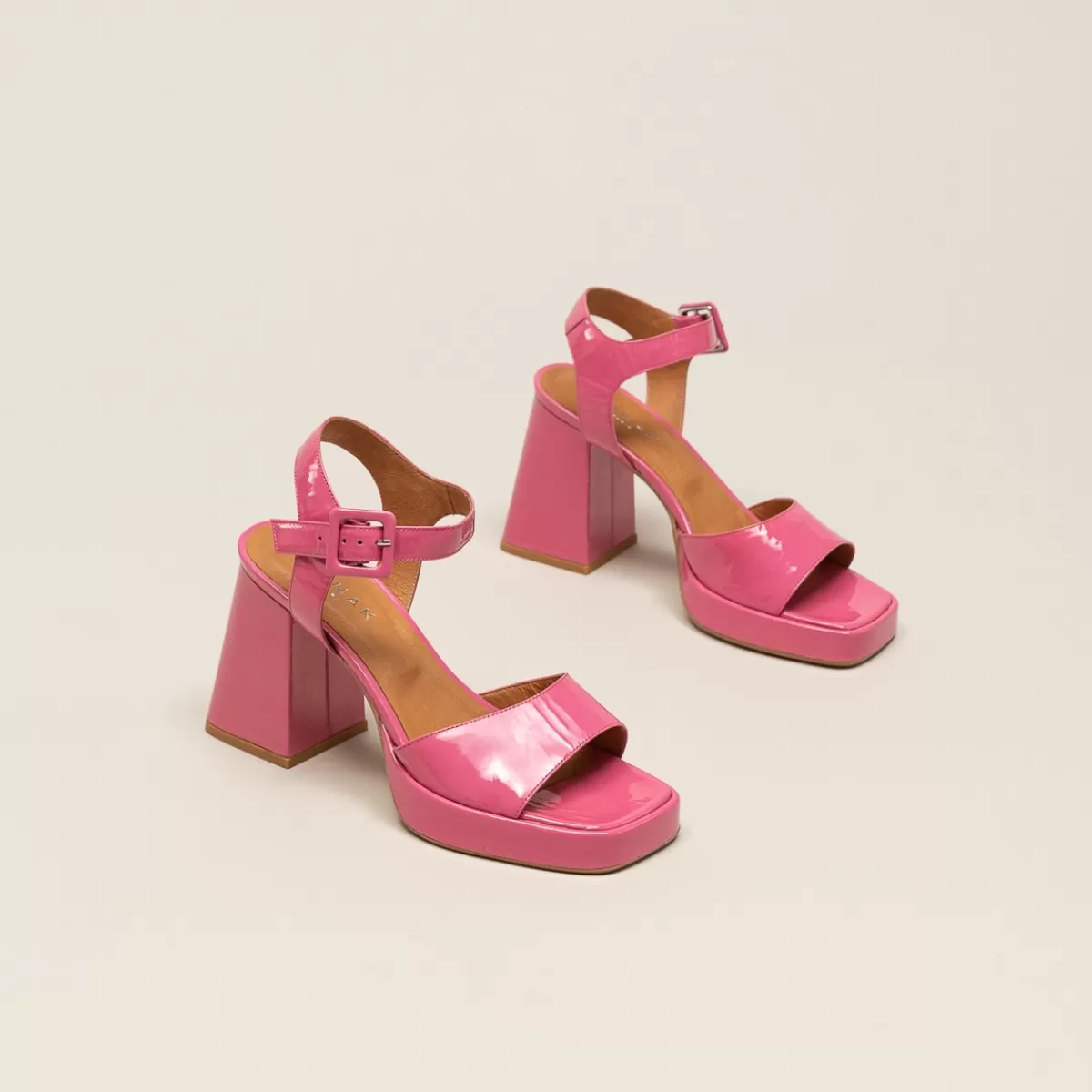 Strap And Platform Sandals^jonak Flash Sale